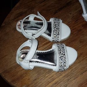 Girls sandals